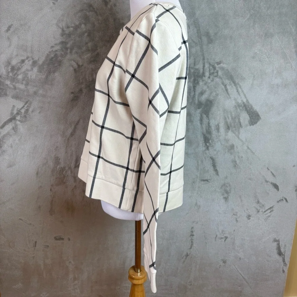 LOFT Ann Taylor Windowpane Plaid Cream and Black Grid Pattern Sweater Sz M